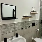 Apartment Happyhome Rivarolo 6 Posti Letto *