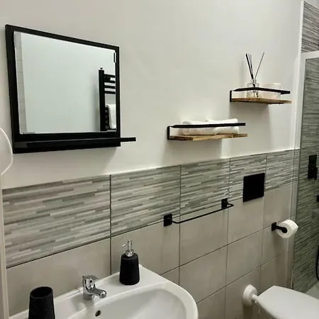 Apartment Happyhome Rivarolo 6 Posti Letto *