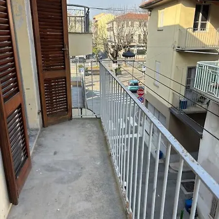 Apartment Happyhome Rivarolo 6 Posti Letto *