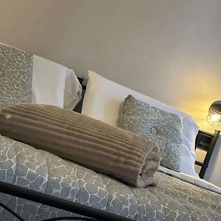 Апартаменты Happyhome Rivarolo 6 Posti Letto *