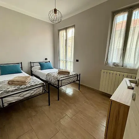 Апартаменты Happyhome Rivarolo 6 Posti Letto