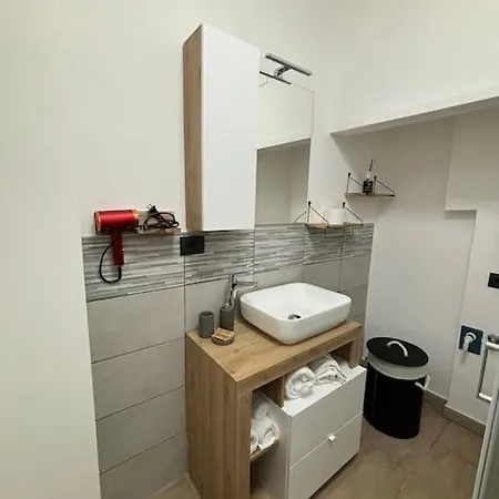 Apartment Happyhome Rivarolo 6 Posti Letto *