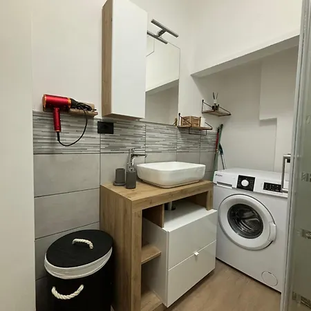 Апартаменты Happyhome Rivarolo 6 Posti Letto