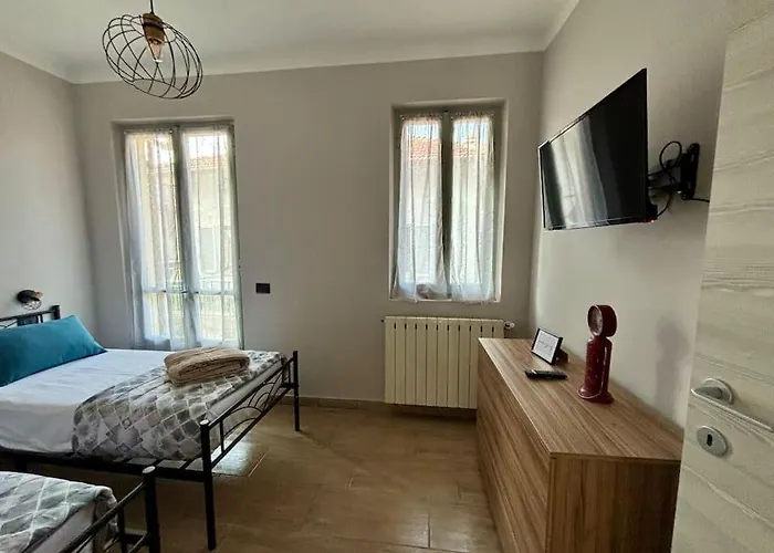 Happyhome Rivarolo 6 Posti Letto 리바올로카나베세